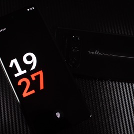 16 Volla Phone Quintus Vorder- und Rückseite.jpg