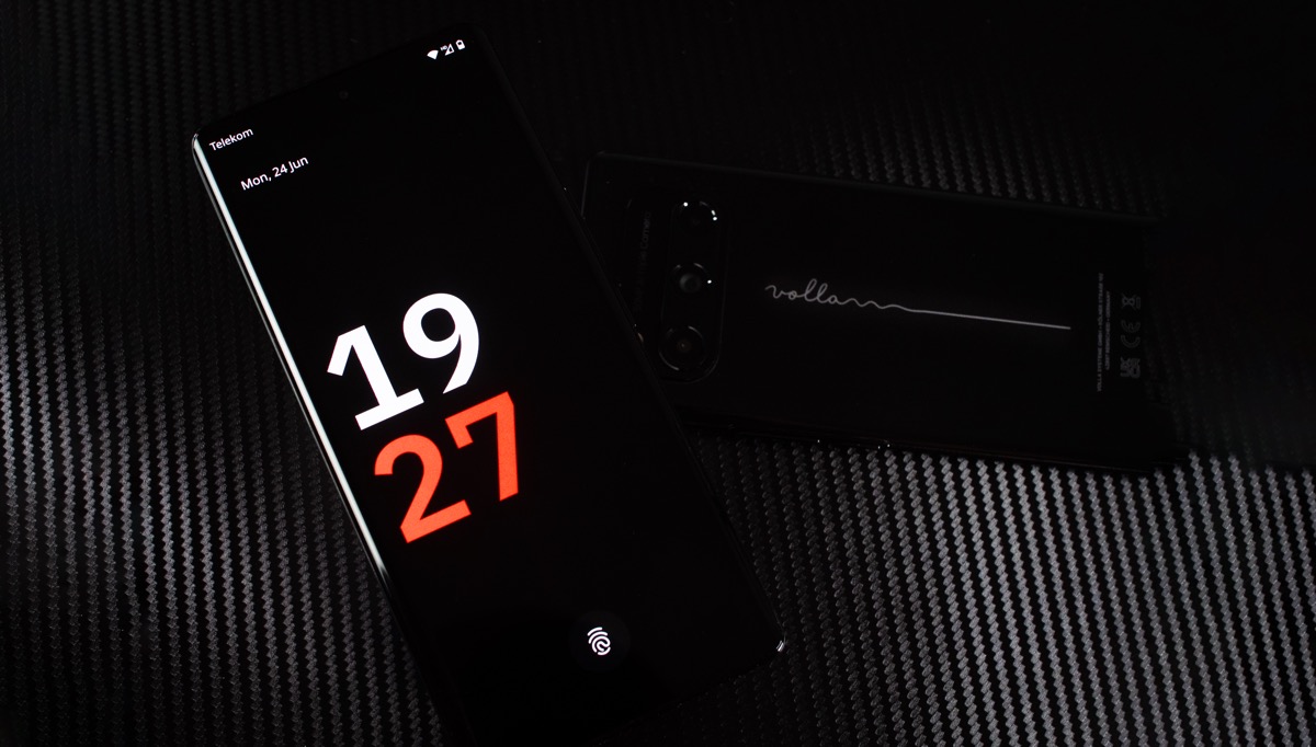 17 Volla Phone Quintus Vorder- und Rückseite.psd