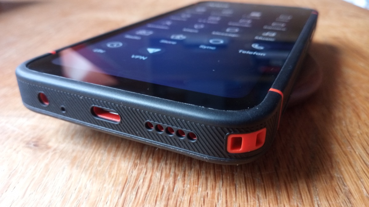 25 Volla Phone X23 Unterseite.jpg